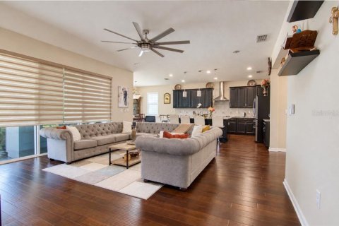 Villa ou maison à louer à Ocoee, Floride: 4 chambres, 254.55 m2 № 2416767 - photo 21