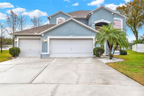 House in Casselberry, Florida 3 bedrooms, 234.86 sq.m. № 1546174 - photo 2