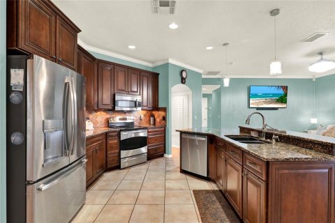 House in Casselberry, Florida 3 bedrooms, 234.86 sq.m. № 1546174 - photo 14