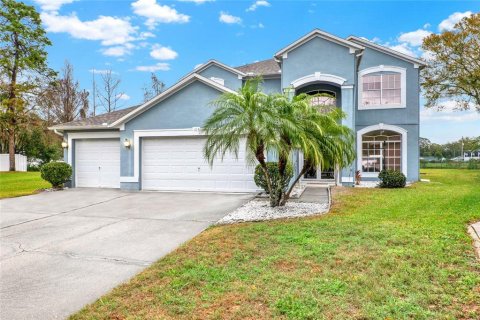 House in Casselberry, Florida 3 bedrooms, 234.86 sq.m. № 1546174 - photo 3
