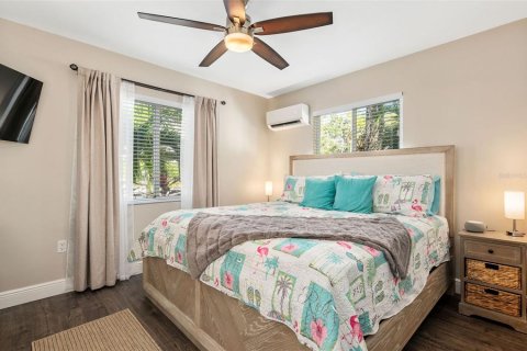 Villa ou maison à vendre à Sarasota, Floride: 2 chambres, 65.03 m2 № 2232962 - photo 17