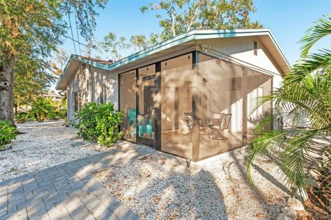 Villa ou maison à vendre à Sarasota, Floride: 2 chambres, 65.03 m2 № 2232962 - photo 27