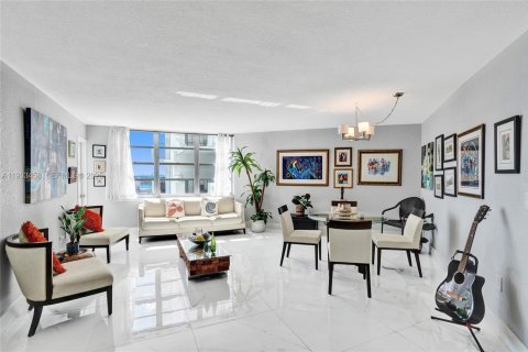 Condominio en venta en Aventura, Florida, 1 dormitorio, 72 m2 № 1991419 - foto 7
