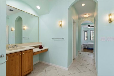 House in Bradenton, Florida 4 bedrooms, 214.79 sq.m. № 1798437 - photo 23