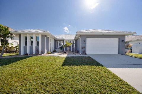 Casa en venta en Punta Gorda, Florida, 4 dormitorios, 172.98 m2 № 1528541 - foto 2