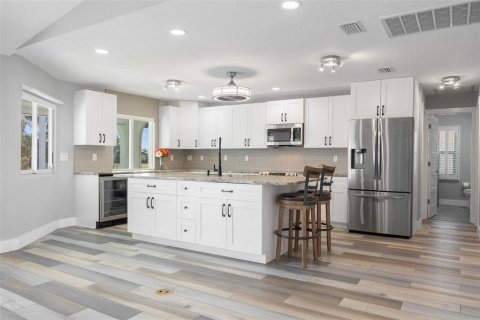 Casa en venta en Punta Gorda, Florida, 4 dormitorios, 172.98 m2 № 1528541 - foto 3