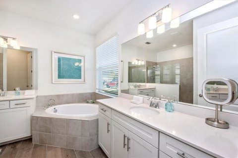 Villa ou maison à louer à Venice, Floride: 3 chambres, 172.61 m2 № 2104336 - photo 30