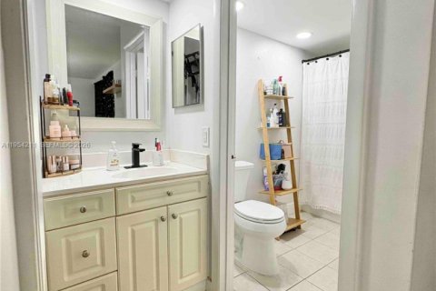 Купить таунхаус в Майами, Флорида 3 спальни, 171.96м2, № 2009085 - фото 14