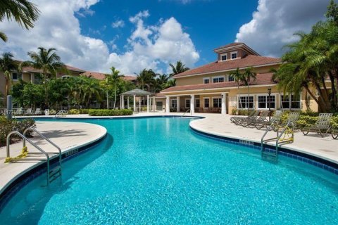 Condo in West Palm Beach, Florida, 3 bedrooms  № 1860828 - photo 24