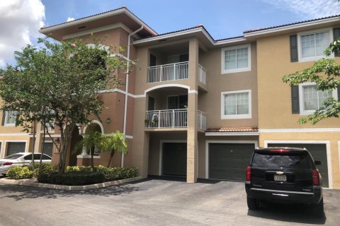 Condo in West Palm Beach, Florida, 3 bedrooms  № 1860828 - photo 20