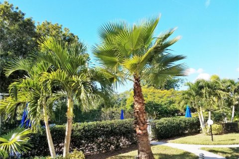 Condo in Sarasota, Florida, 2 bedrooms  № 1809906 - photo 22