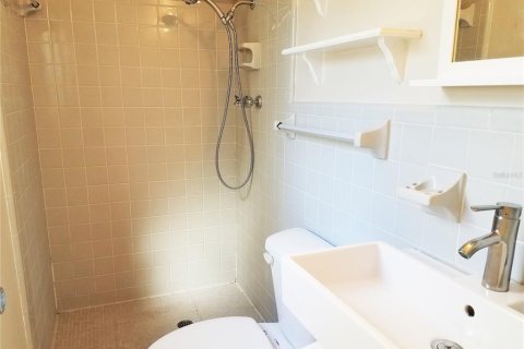 Condo in Sarasota, Florida, 2 bedrooms  № 1809906 - photo 17