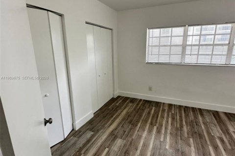 Apartamento en alquiler en North Bay Village, Florida, 1 dormitorio, 69.68 m2 № 2057630 - foto 9