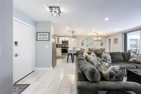 Casa en venta en Cape Coral, Florida, 3 dormitorios, 127.28 m2 № 1915158 - foto 7