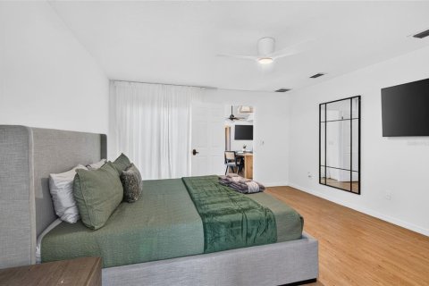 Villa ou maison à louer à Orlando, Floride: 3 chambres, 196.77 m2 № 2416246 - photo 25
