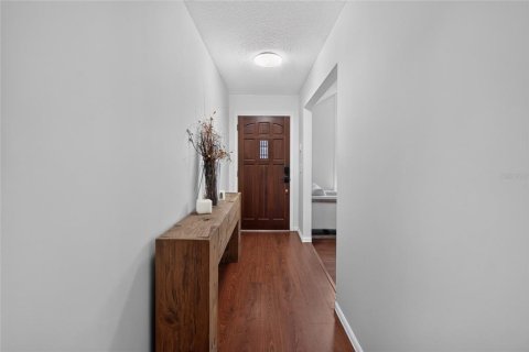 Villa ou maison à louer à Orlando, Floride: 3 chambres, 196.77 m2 № 2416246 - photo 5