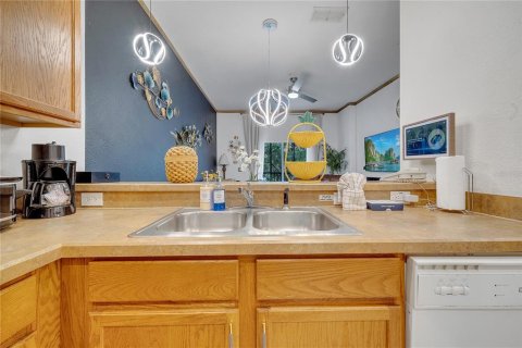 Copropriété à vendre à Davenport, Floride: 3 chambres, 113.99 m2 № 1670092 - photo 18