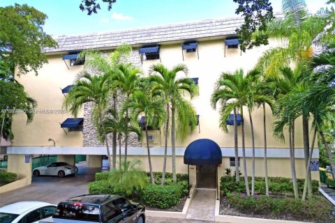 Condominio en Coral Gables, Florida, 1 dormitorio  № 2036614