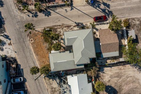 Propiedad comercial en venta en Treasure Island, Florida, 2 dormitorios, 189.89 m2 № 2166371 - foto 5