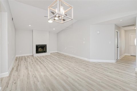 House in Punta Gorda, Florida 3 bedrooms, 162.39 sq.m. № 1870779 - photo 21