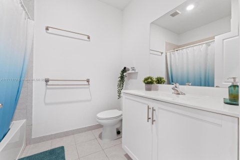 Townhouse in Homestead, Florida 4 bedrooms, 169.08 sq.m. № 1695547 - photo 30