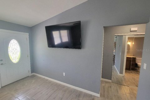 Villa ou maison à vendre à North Port, Floride: 3 chambres, 130.99 m2 № 1901222 - photo 6