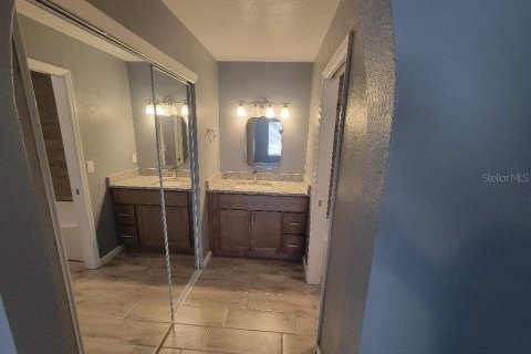 Villa ou maison à vendre à North Port, Floride: 3 chambres, 130.99 m2 № 1901222 - photo 7