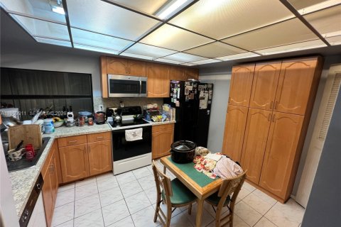 Condominio en venta en Hollywood, Florida, 3 dormitorios, 157.93 m2 № 2031869 - foto 23