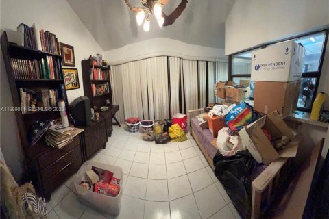 Condominio en venta en Hollywood, Florida, 3 dormitorios, 157.93 m2 № 2031869 - foto 29