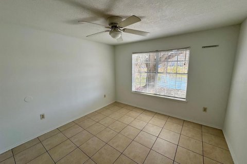 Condo in Kissimmee, Florida, 2 bedrooms № 2112750 - photo 11