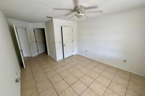 Condo in Kissimmee, Florida, 2 bedrooms № 2112750 - photo 9
