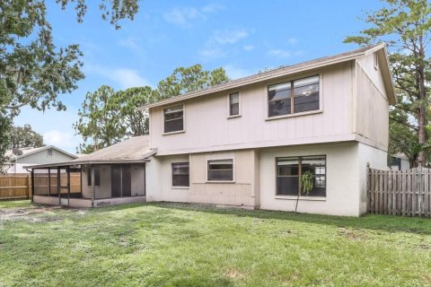 House in Tampa, Florida 4 bedrooms, 187.57 sq.m. № 2379561 - photo 17