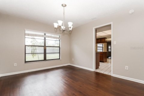 House in Tampa, Florida 4 bedrooms, 187.57 sq.m. № 2379561 - photo 6