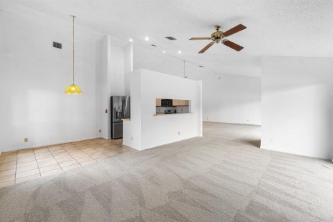 Villa ou maison à vendre à Boynton Beach, Floride: 4 chambres, 207.26 m2 № 2084412 - photo 10