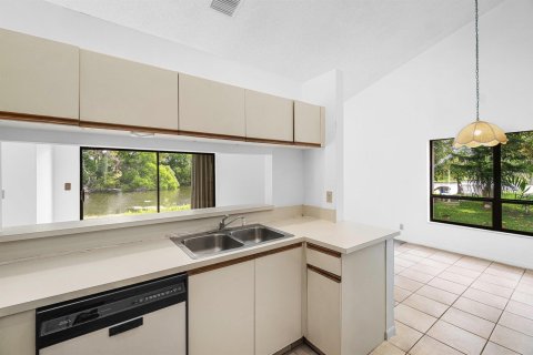 Villa ou maison à vendre à Boynton Beach, Floride: 4 chambres, 207.26 m2 № 2084412 - photo 16