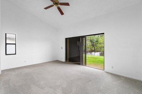 Villa ou maison à vendre à Boynton Beach, Floride: 4 chambres, 207.26 m2 № 2084412 - photo 18