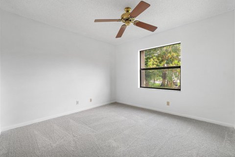 Villa ou maison à vendre à Boynton Beach, Floride: 4 chambres, 207.26 m2 № 2084412 - photo 26