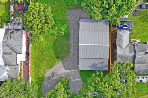 House in Sarasota, Florida 4 bedrooms, 189.52 sq.m. № 1300918 - photo 1