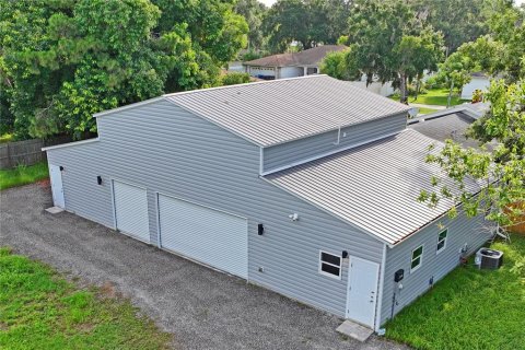 House in Sarasota, Florida 4 bedrooms, 189.52 sq.m. № 1300918 - photo 3