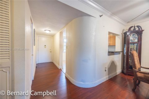 Condominio en venta en Lauderhill, Florida, 2 dormitorios, 117.06 m2 № 2090136 - foto 5