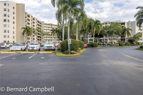 Condominio en venta en Lauderhill, Florida, 2 dormitorios, 117.06 m2 № 2090136 - foto 30