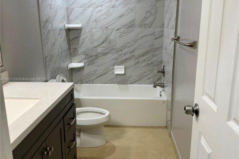 Copropriété à louer à Coral Springs, Floride: 2 chambres № 1792583 - photo 5