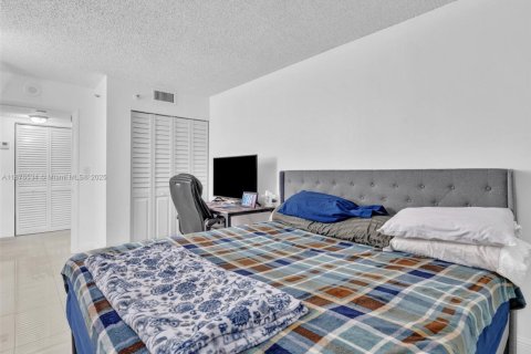 Copropriété à vendre à Miami, Floride: 2 chambres, 84.91 m2 № 1927117 - photo 20