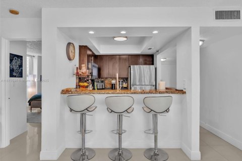 Copropriété à vendre à Miami, Floride: 2 chambres, 84.91 m2 № 1927117 - photo 11