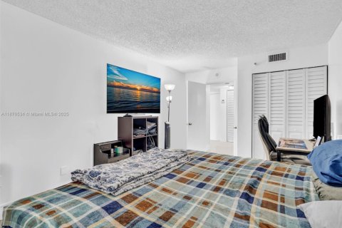 Copropriété à vendre à Miami, Floride: 2 chambres, 84.91 m2 № 1927117 - photo 21