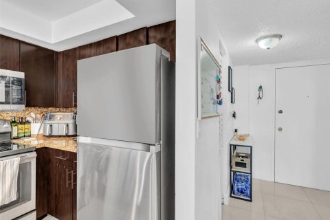 Copropriété à vendre à Miami, Floride: 2 chambres, 84.91 m2 № 1927117 - photo 8