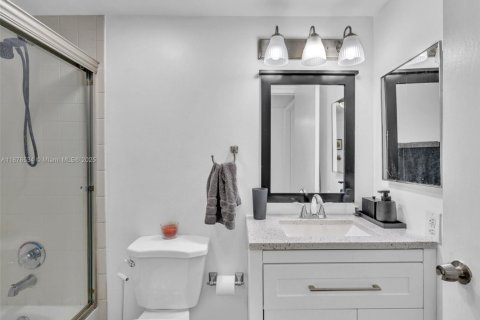 Copropriété à vendre à Miami, Floride: 2 chambres, 84.91 m2 № 1927117 - photo 18