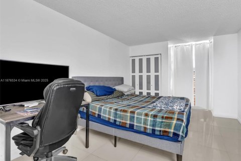 Copropriété à vendre à Miami, Floride: 2 chambres, 84.91 m2 № 1927117 - photo 23