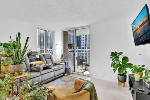 Copropriété à vendre à Miami, Floride: 2 chambres, 84.91 m2 № 1927117 - photo 16