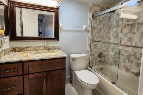 Condo in Ormond Beach, Florida, 2 bedrooms  № 1634824 - photo 15